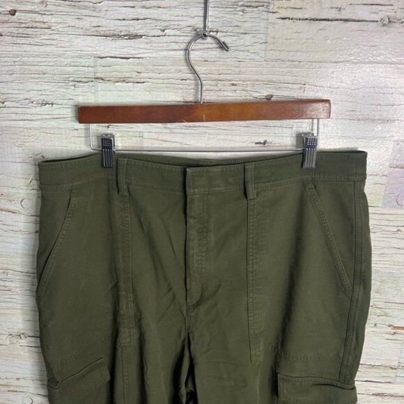 Banana Republic green cargo pants size 18 - Picture 3 of 6